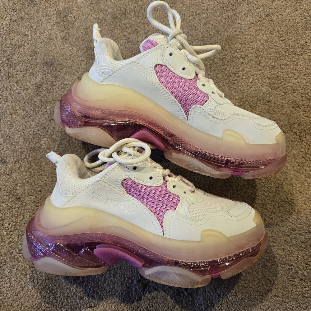 WOMENS Size 5 Balenciaga Triple S Clear Sole Trainer in colorway of white & pink - Picture 1 of 9